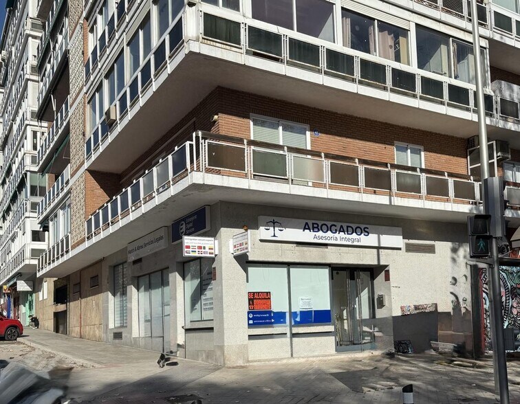 Bureaux/Local commercial dans Madrid, Madrid à louer - Photo de l’immeuble – Image 2 sur 2