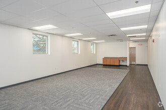 11101 Franklin Ave, Franklin Park, IL à louer Photo intérieure– Image 1 sur 7