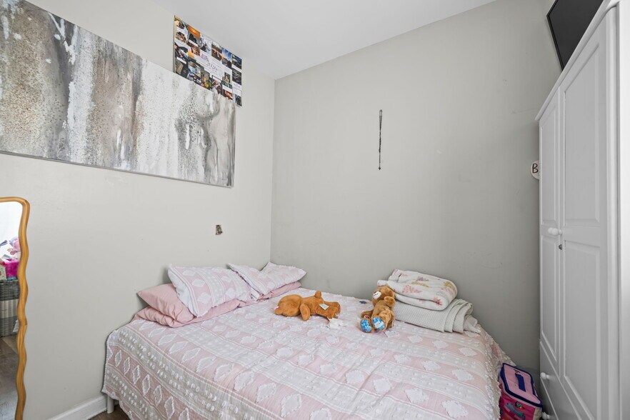 2822 N Milwaukee Ave, Chicago, IL à vendre - Photo de l’immeuble – Image 2 sur 28