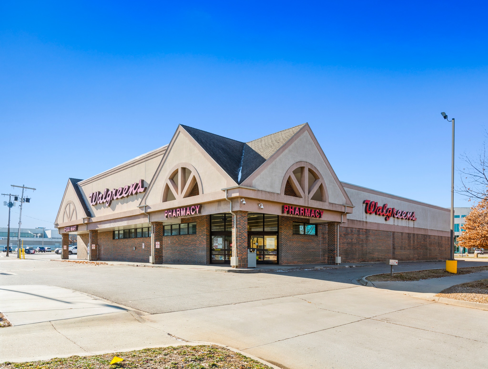 1001 SW Topeka Blvd, Topeka, KS à vendre Photo principale– Image 1 sur 8