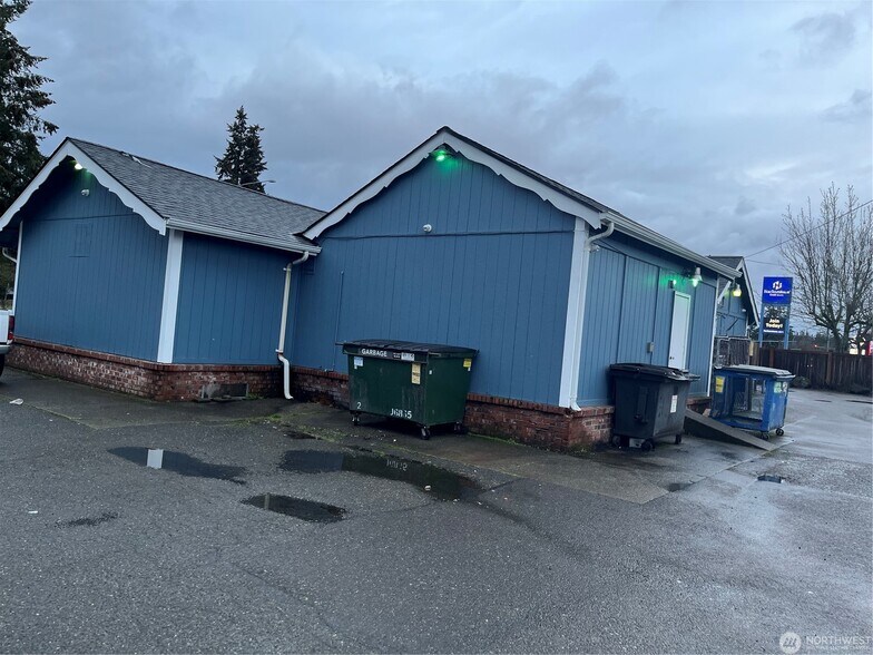 16701 Pacific Ave S, Spanaway, WA à vendre - Photo de l’immeuble – Image 2 sur 9