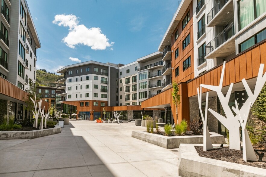 2417 West High Mountain Rd, Park City, UT à louer - Photo de l’immeuble – Image 3 sur 30