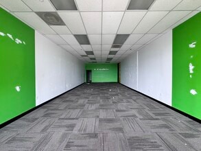 101-179 Lake Blvd, Redding, CA à louer Photo intérieure– Image 2 sur 7