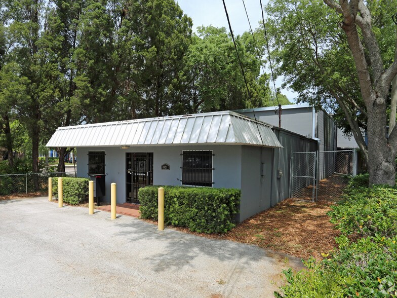 4921 W Cypress St, Tampa, FL à louer - Photo de l’immeuble – Image 1 sur 5
