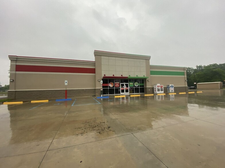 18284 Highway 190, Reeves, LA à louer - Photo principale – Image 1 sur 1