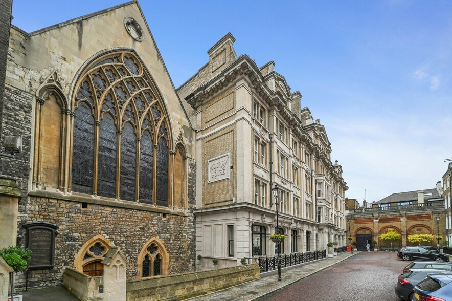 16-20 Ely Pl, Londres à louer - Photo de l’immeuble – Image 1 sur 21