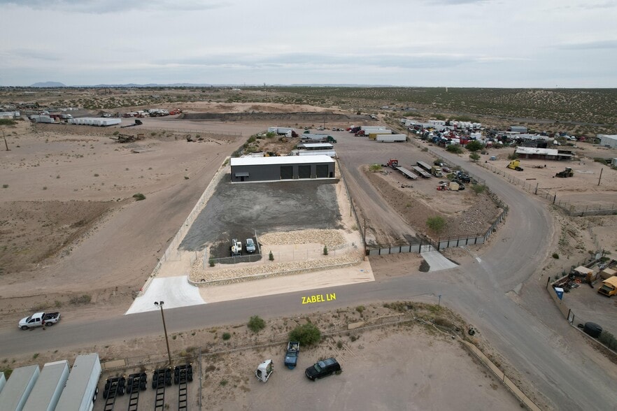 980 Zabel ln, El Paso, TX à vendre - Photo de l’immeuble – Image 2 sur 13