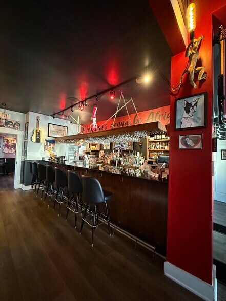 709 W Main St, Madison, IN à vendre - Photo intérieure – Image 3 sur 15