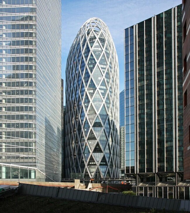 Plus de détails pour 17 Bis Place Des Reflets, Courbevoie - Bureau à louer
