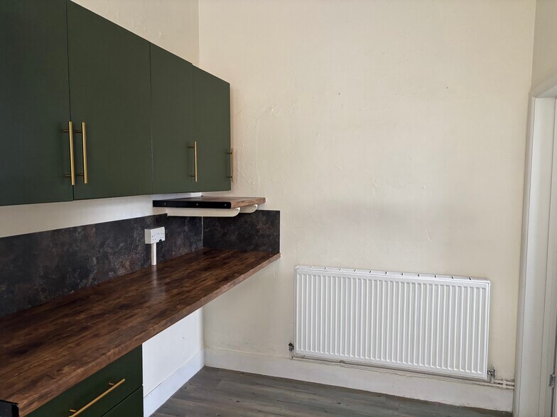 134 Wells Rd, Bath à louer - Photo de l’immeuble – Image 2 sur 4