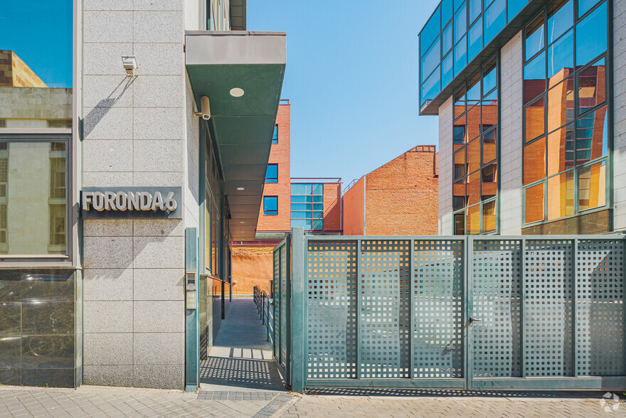 Bureau dans Madrid, Madrid à louer - Photo de l’immeuble – Image 3 sur 7