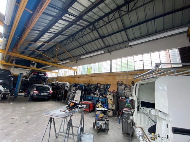 Local commercial dans Montreuil à vendre - Photo de l’immeuble – Image 3 sur 8
