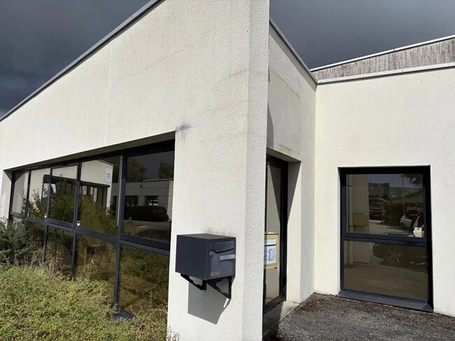 Plus de détails pour Bureau à louer