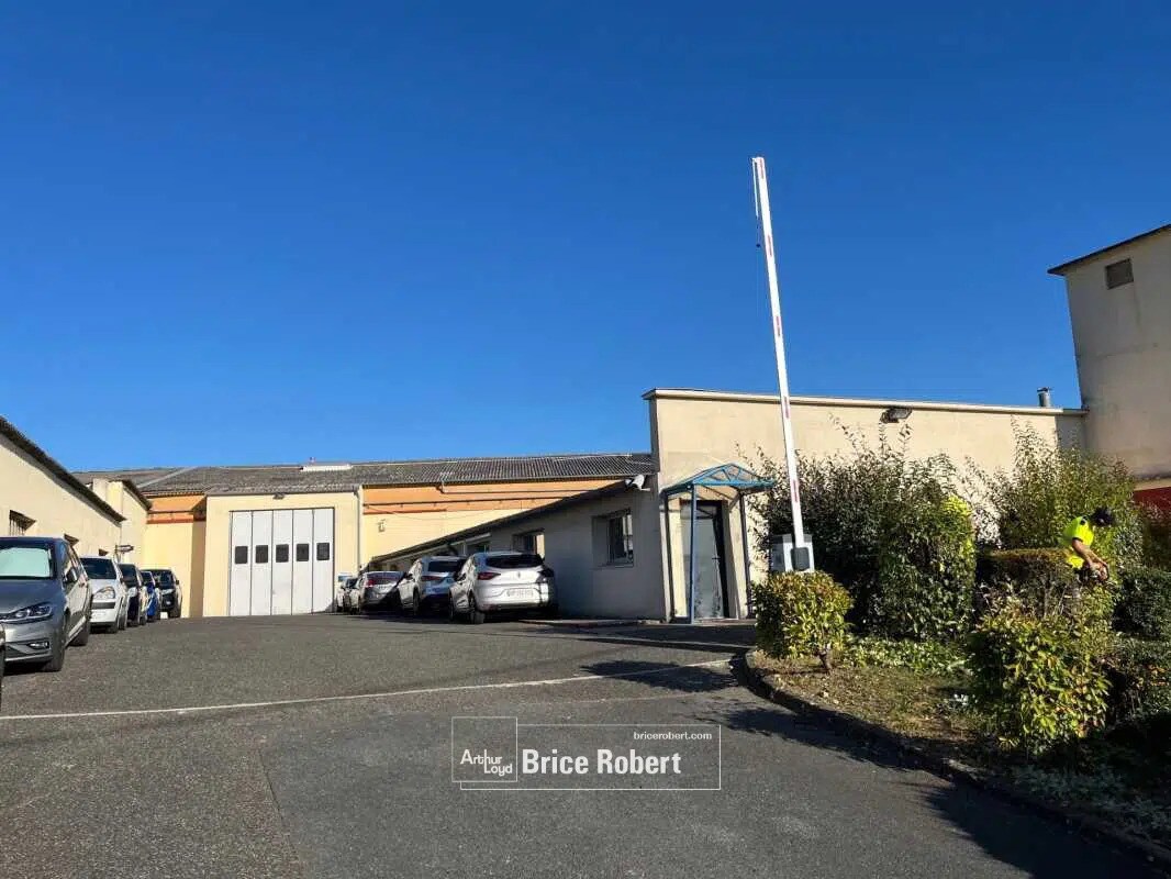 Local d'activités dans Jassans-Riottier à vendre Photo principale– Image 1 sur 1
