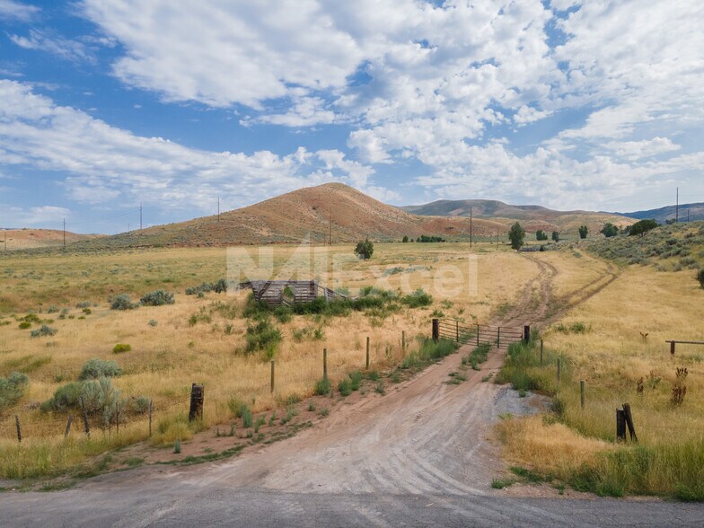 Approx 500 E Henefer rd, Henefer, UT à vendre - Aérien – Image 2 sur 5