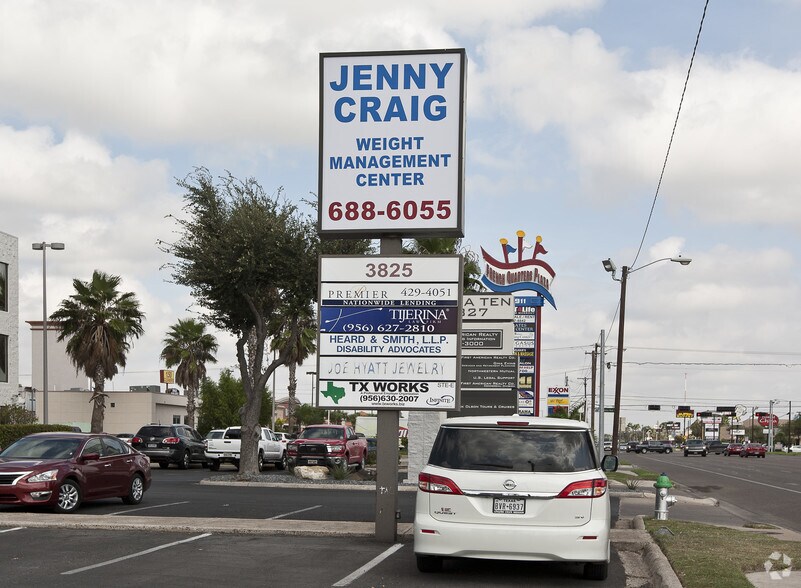 3825 N 10th St, McAllen, TX à vendre - Photo de l’immeuble – Image 2 sur 29