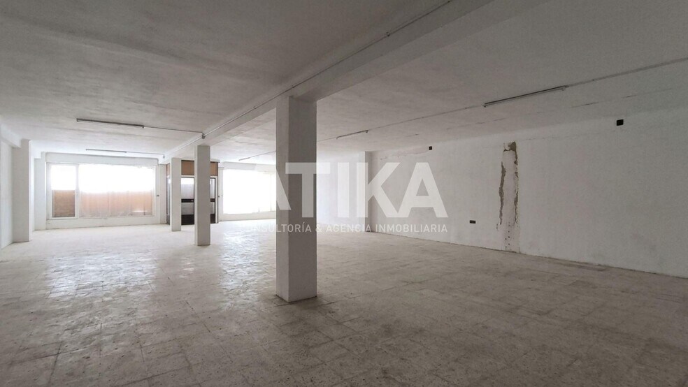 Local commercial dans Aielo de Malferit à vendre - Photo de l’immeuble – Image 3 sur 14
