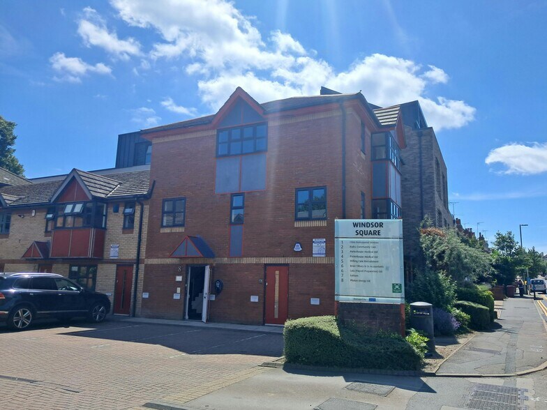 Silver St, Reading à louer - Photo de l’immeuble – Image 3 sur 3