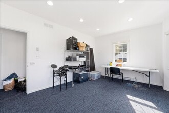 96 Freneau Ave, Matawan, NJ à vendre Photo intérieure– Image 1 sur 57