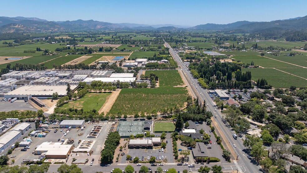 1101 Vintage Ave, Saint Helena, CA à vendre - Aérien – Image 2 sur 25