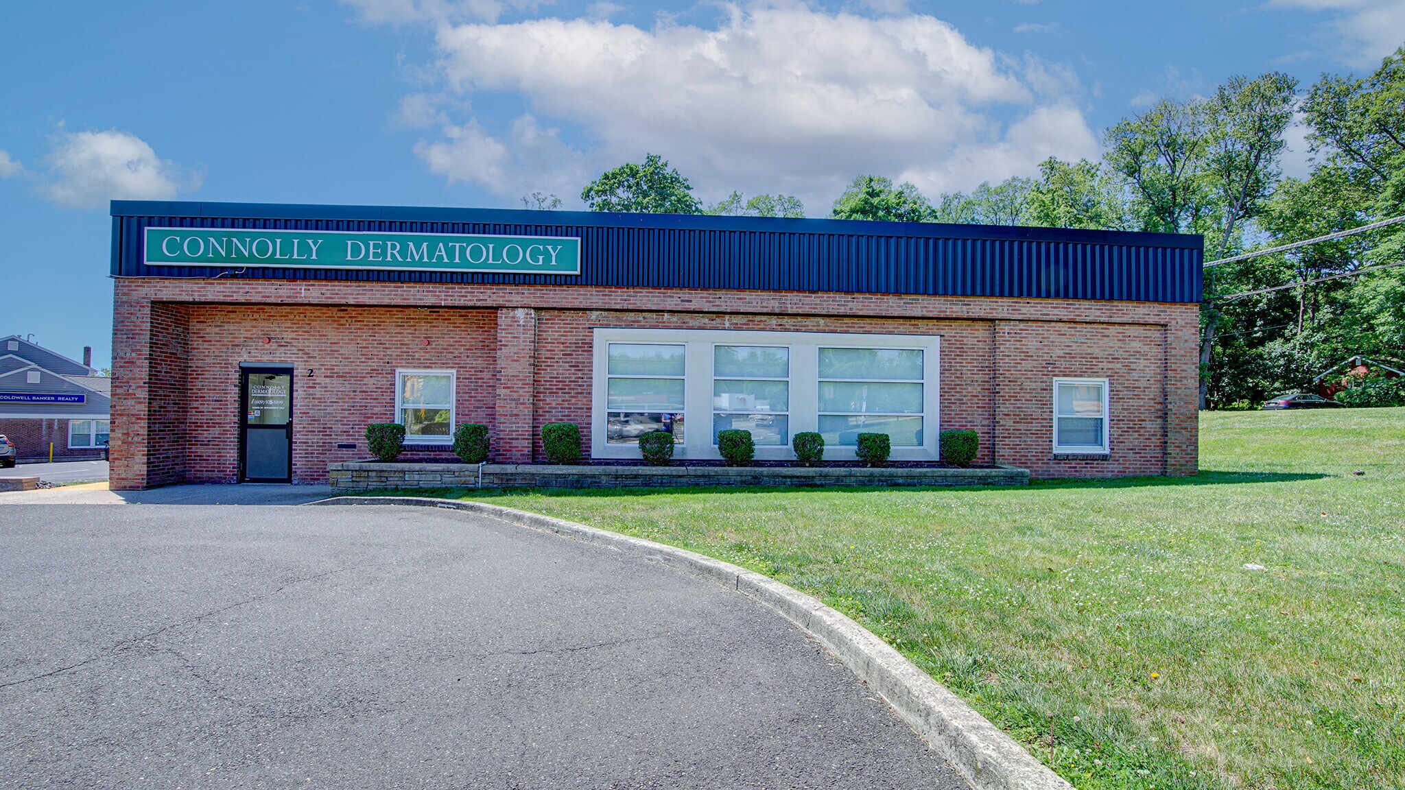 2 Kings Hwy, Middletown, NJ à louer Photo de l’immeuble– Image 1 sur 50