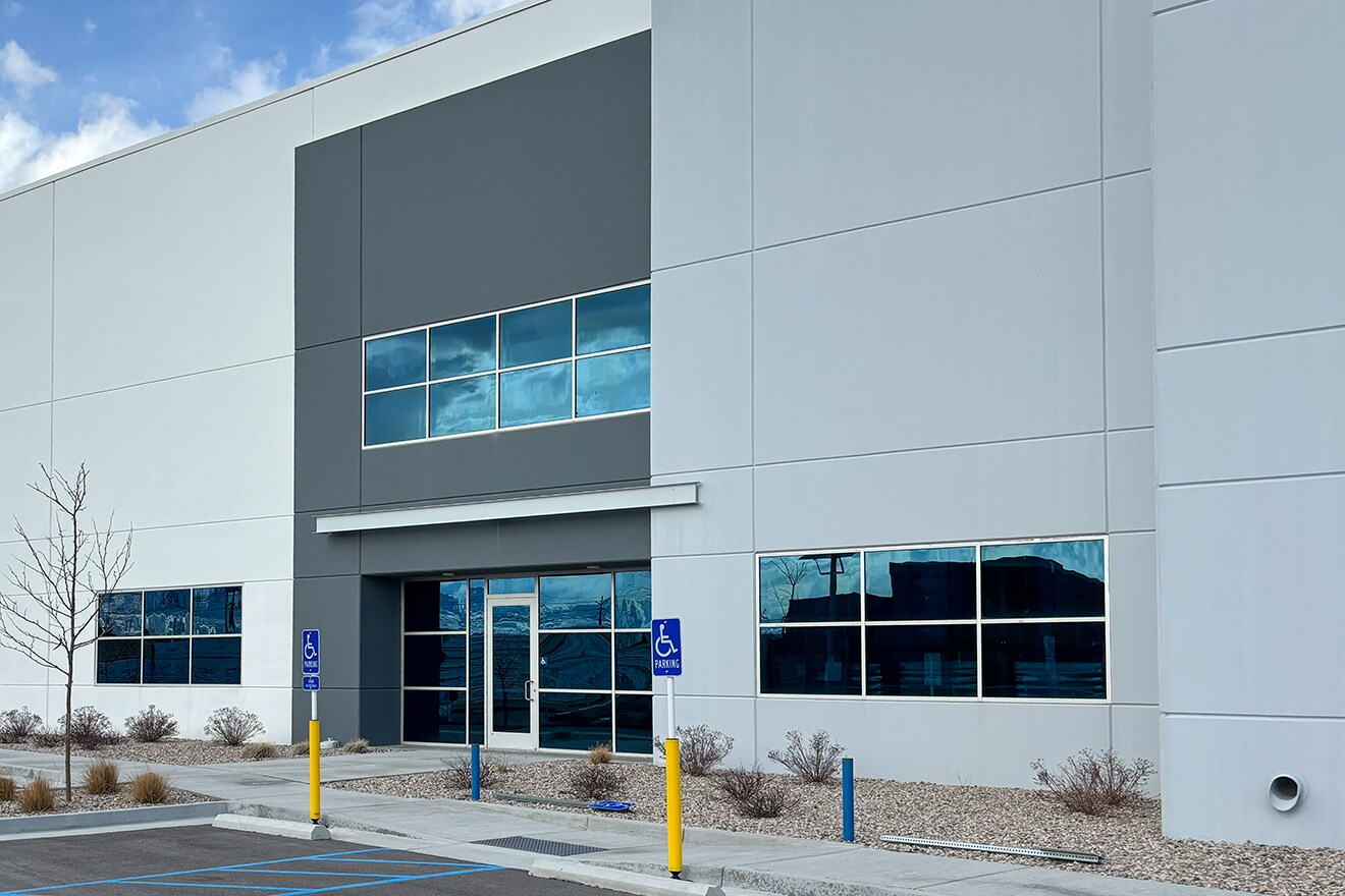 954 S 4400 W, Salt Lake City, UT à louer Photo de l’immeuble– Image 1 sur 1