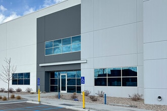 954 S 4400 W, Salt Lake City, UT à louer Photo de l’immeuble– Image 1 sur 1