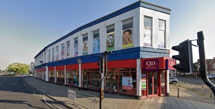 72-78 Rosemary Rd, Clacton On Sea à louer Photo de l’immeuble– Image 1 sur 4