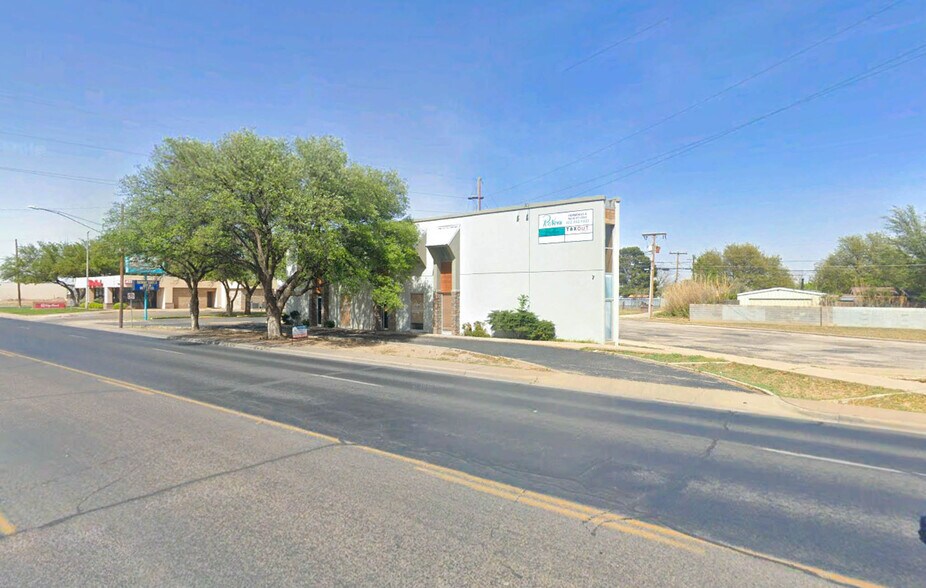 2410 N Grandview Ave, Odessa, TX à louer - Photo de l’immeuble – Image 1 sur 3