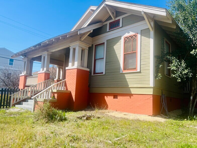 403 Blanco Rd, San Antonio, TX à vendre - Photo de l’immeuble – Image 3 sur 32
