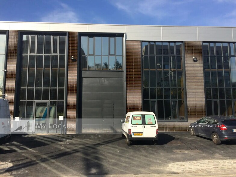 Local d’activités dans Courbevoie à louer - Photo de l’immeuble – Image 2 sur 7