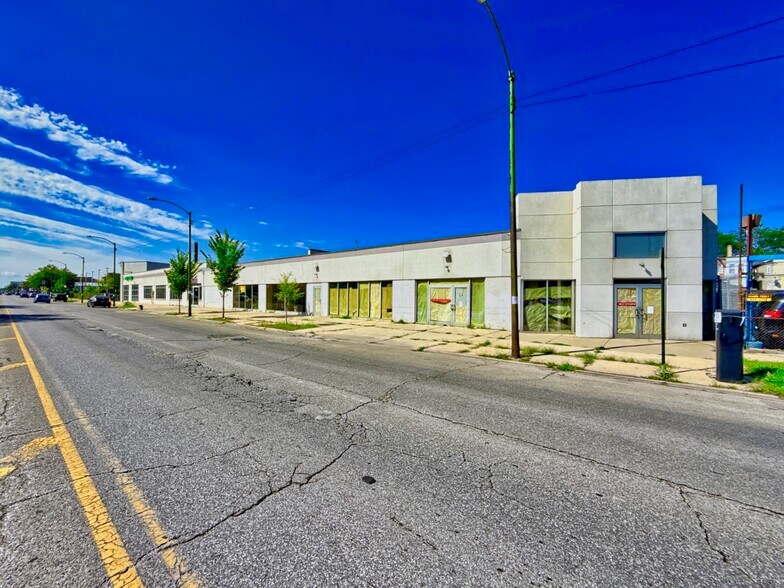 6500 N Western Ave, Chicago, IL à vendre - Photo de l’immeuble – Image 2 sur 29