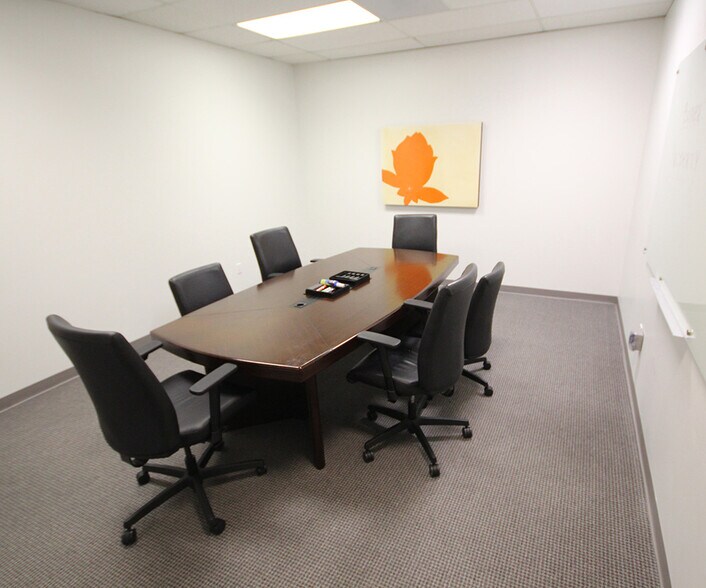 10333 Harwin Dr, Houston, TX à louer - Photo intérieure – Image 3 sur 6