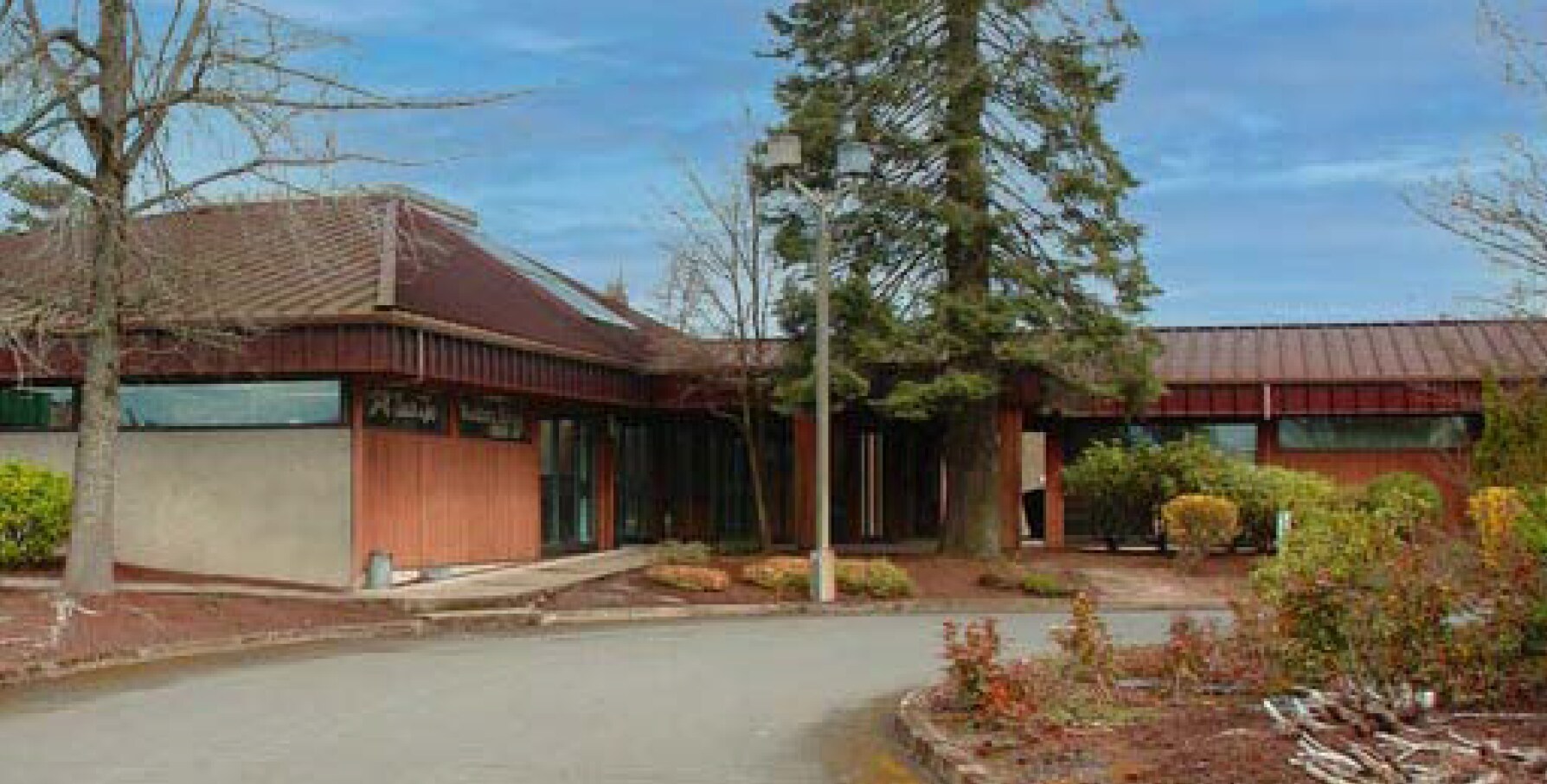 4937 Indian School Rd NE, Salem, OR à louer Photo principale– Image 1 sur 6
