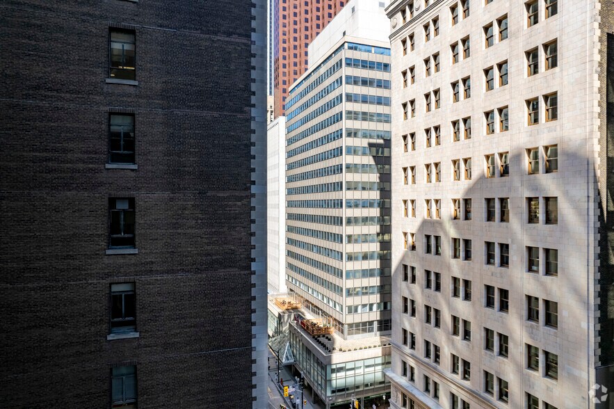 4 King St W, Toronto, ON à louer - Photo de l’immeuble – Image 3 sur 8