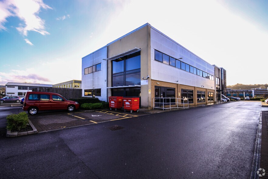 Pontygwindy Rd, Caerphilly à louer - Photo principale – Image 1 sur 4