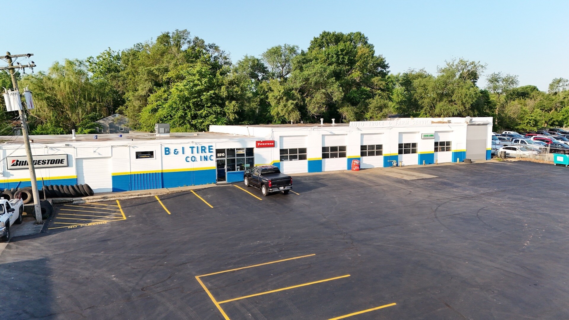 2810 W Sunshine, Springfield, MO à vendre Photo principale– Image 1 sur 8