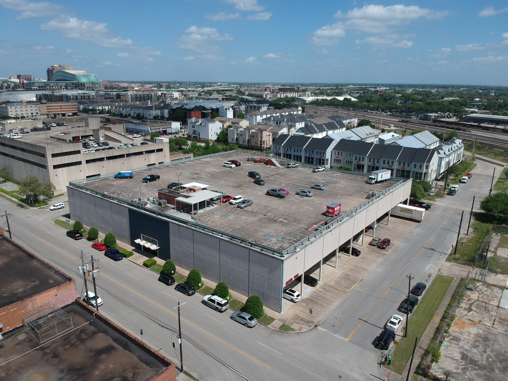 2929 Mckinney St, Houston, TX à louer Photo de l’immeuble– Image 1 sur 8