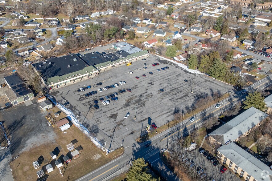 426-436 Blooming Grove Tpke, New Windsor Township, NY à louer - Aérien – Image 3 sur 21