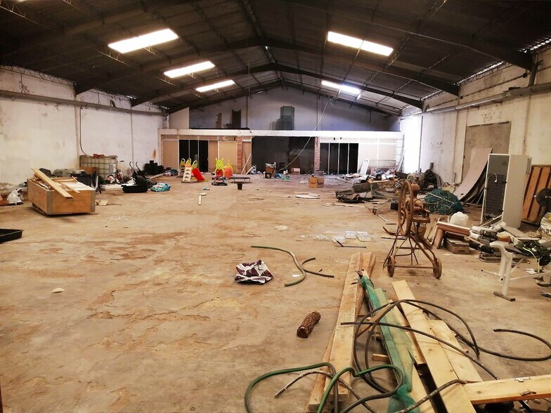 Industriel/Logistique dans Sant Pere de Ribes, Barcelona à vendre - Photo intérieure – Image 1 sur 2