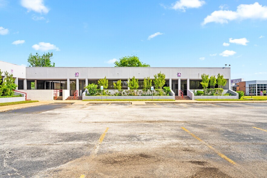 1718 S Henderson Blvd, Kilgore, TX à vendre - Photo de l’immeuble – Image 3 sur 8