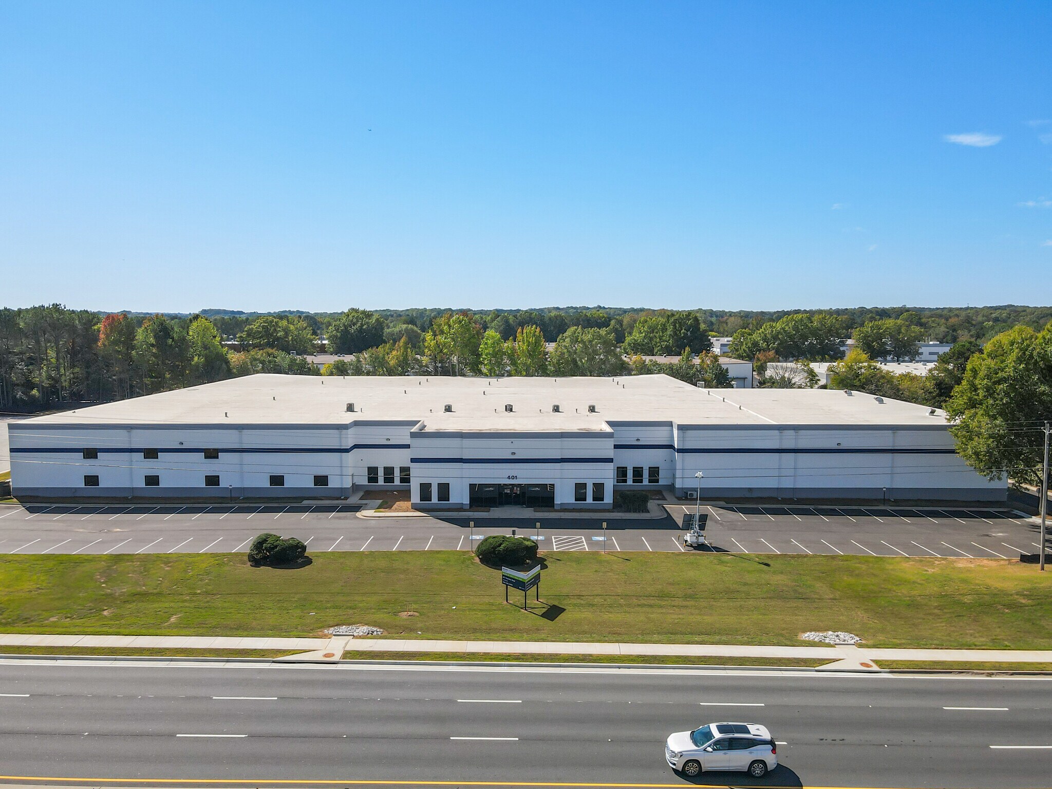 401 Thornton Rd, Lithia Springs, GA à louer Aérien– Image 1 sur 9