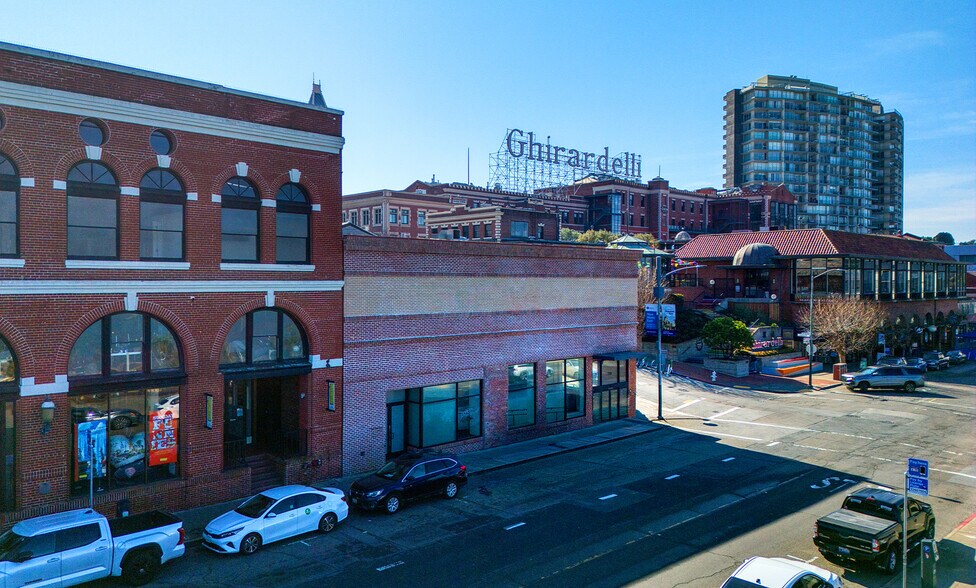 799 Beach St, San Francisco, CA à louer - Photo de l’immeuble – Image 2 sur 4