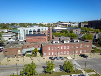 Plus de détails pour 400 W 7th St, Bloomington, IN - Bureau à louer