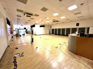 Plus de détails pour Local commercial à louer