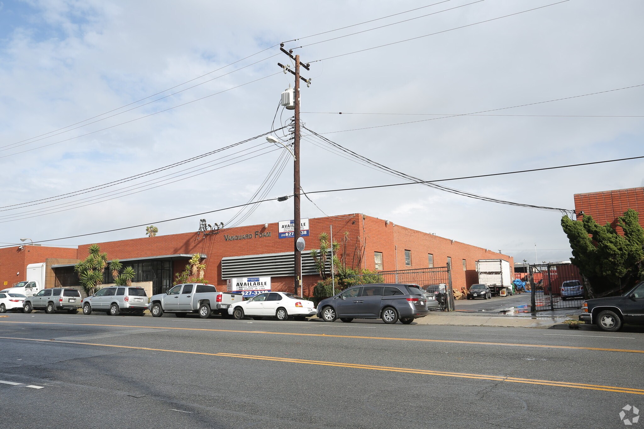 15126 S Broadway, Gardena, CA à vendre Photo de l’immeuble– Image 1 sur 1