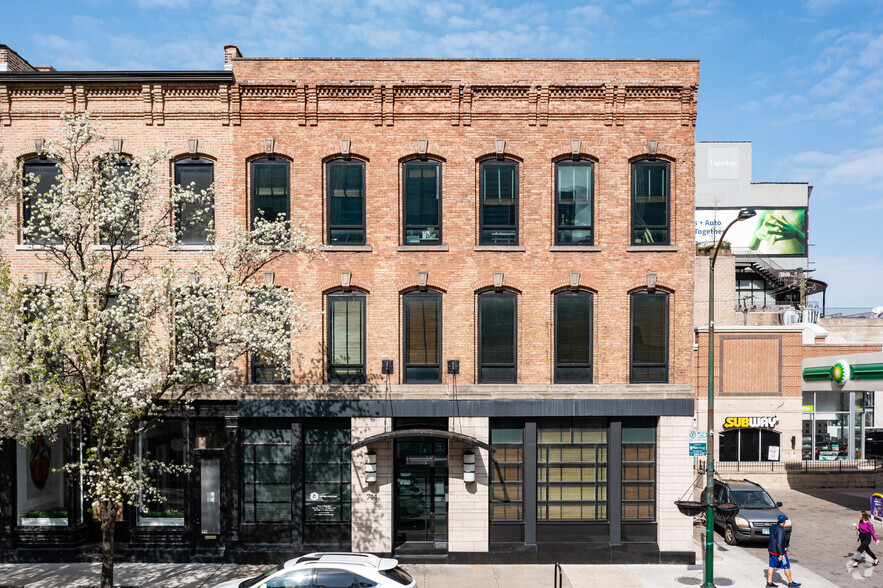 744 N Wells St, Chicago, IL à louer - Photo de l’immeuble – Image 3 sur 9