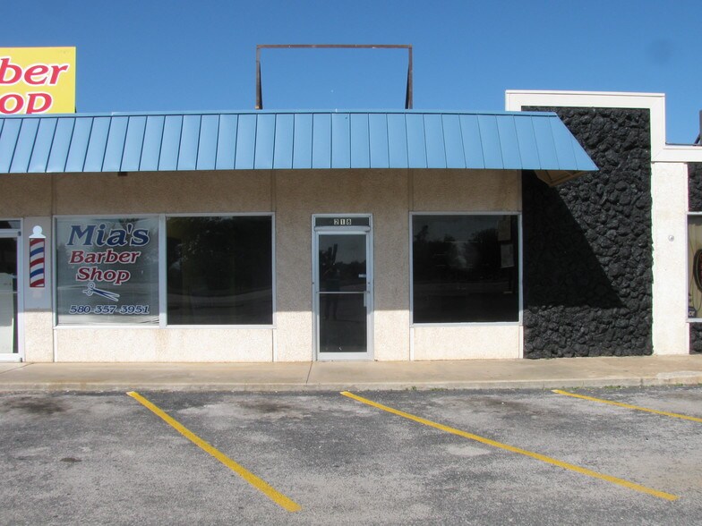 2212-2220 NW Fort Sill Blvd, Lawton, OK à louer - Photo de l’immeuble – Image 3 sur 12
