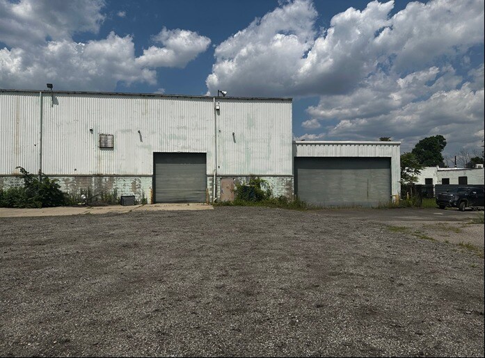 13881 Elmira St, Detroit, MI à louer - Photo de l’immeuble – Image 3 sur 8