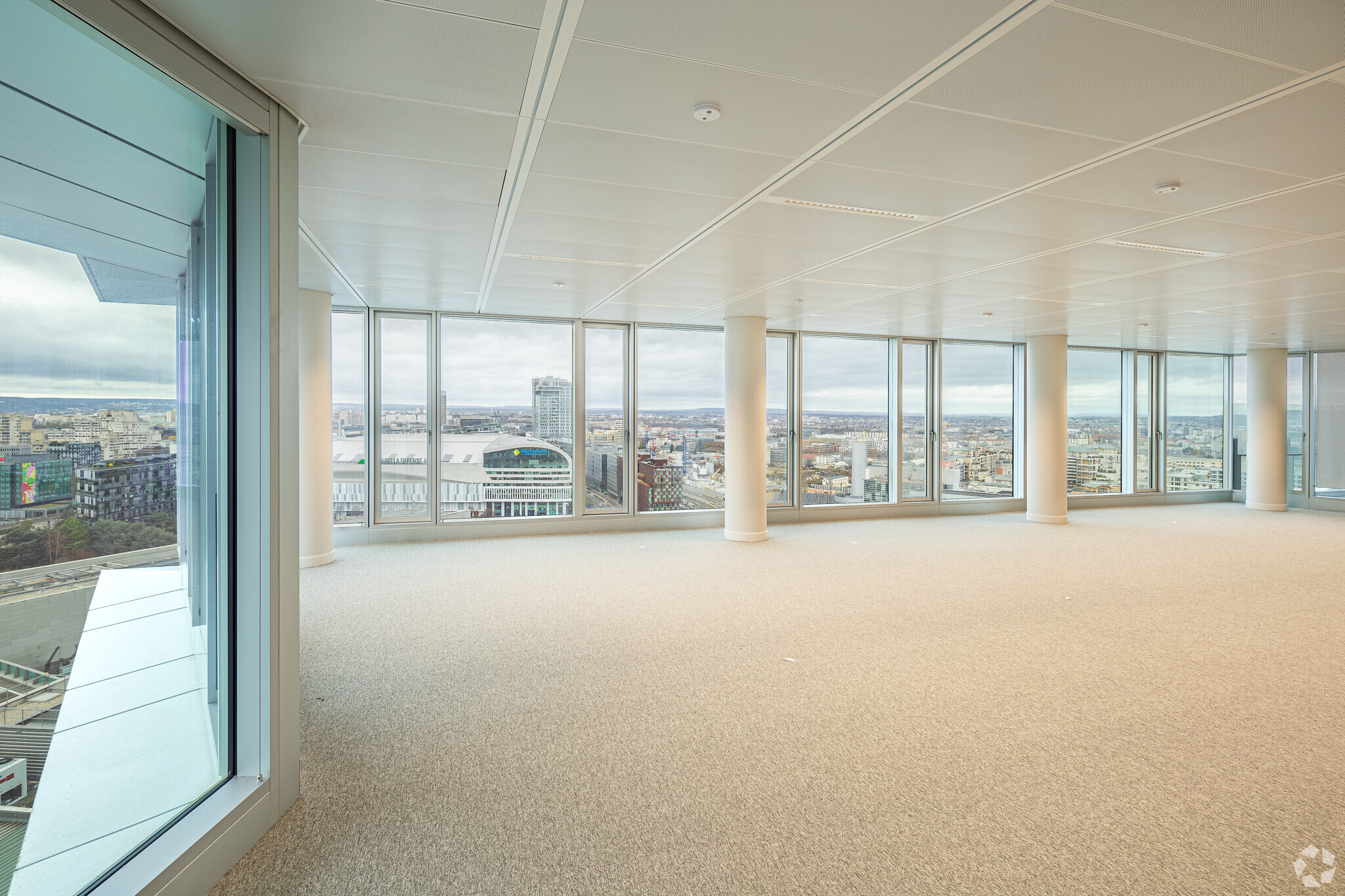 6 Allée de L'arche, Courbevoie à louer Photo intérieure– Image 1 sur 5